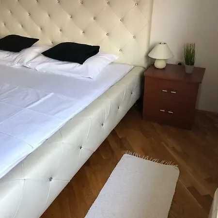 Appartement Neea Stinjan -free Parking Pula